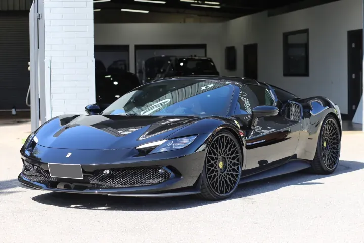 Black Ferrari 296